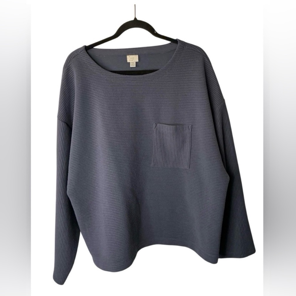 Ribbed loose fit top